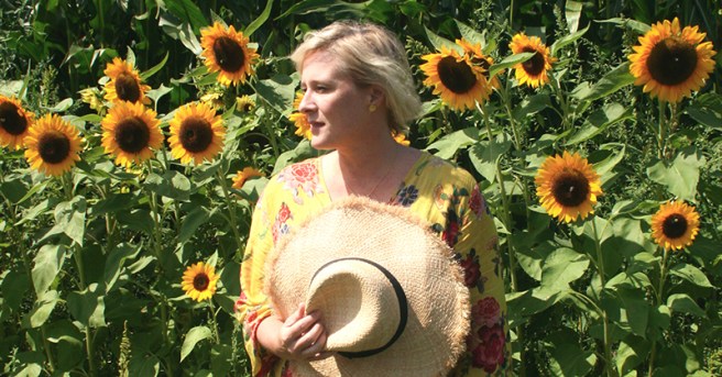 StephSunflower_retouch_crop2-blog